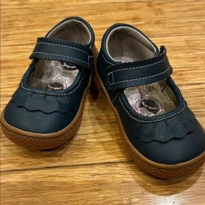 Livie & Luca Preppy Leather Mary Jane Navy Shoes Kids size 6M